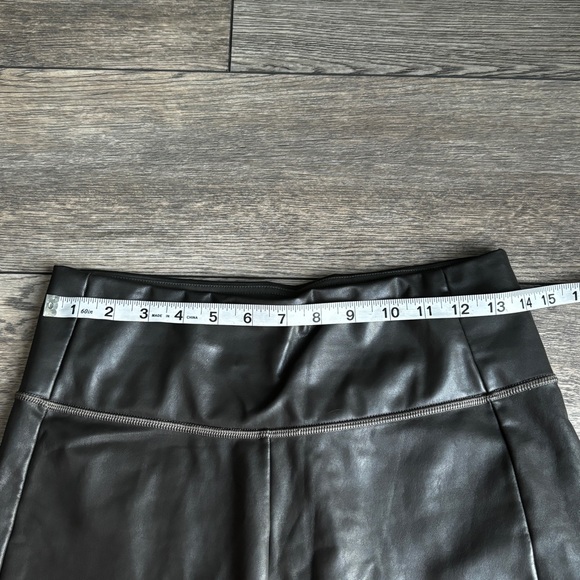 Athleta All Over Gleam Tight Leggings Pants Faux Leather High Rise Arbor Olive S - Picture 8 of 12